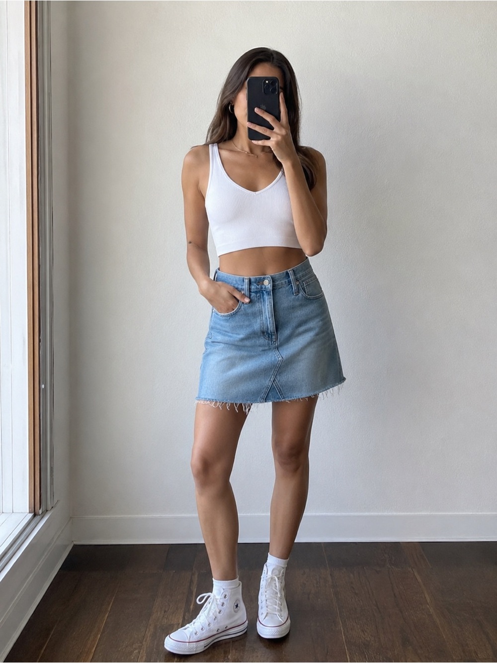 Madewell Light Wash Denim Mini Skirt Raw Hem Size 28 Blue Jean Casual